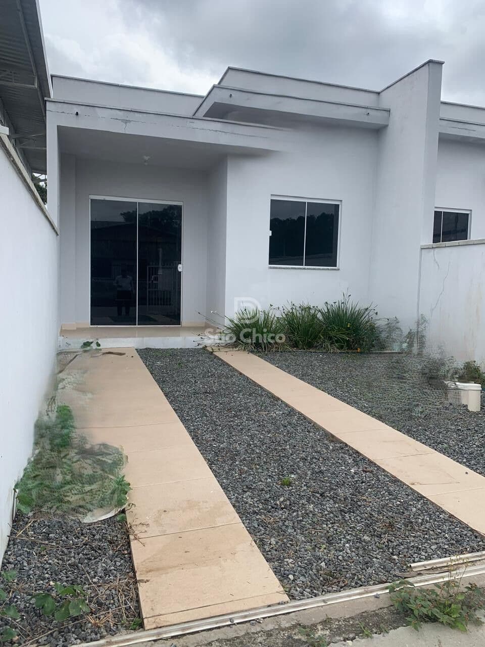 Seu novo lar está aqui! Casa Geminada – Pronta para Morar!