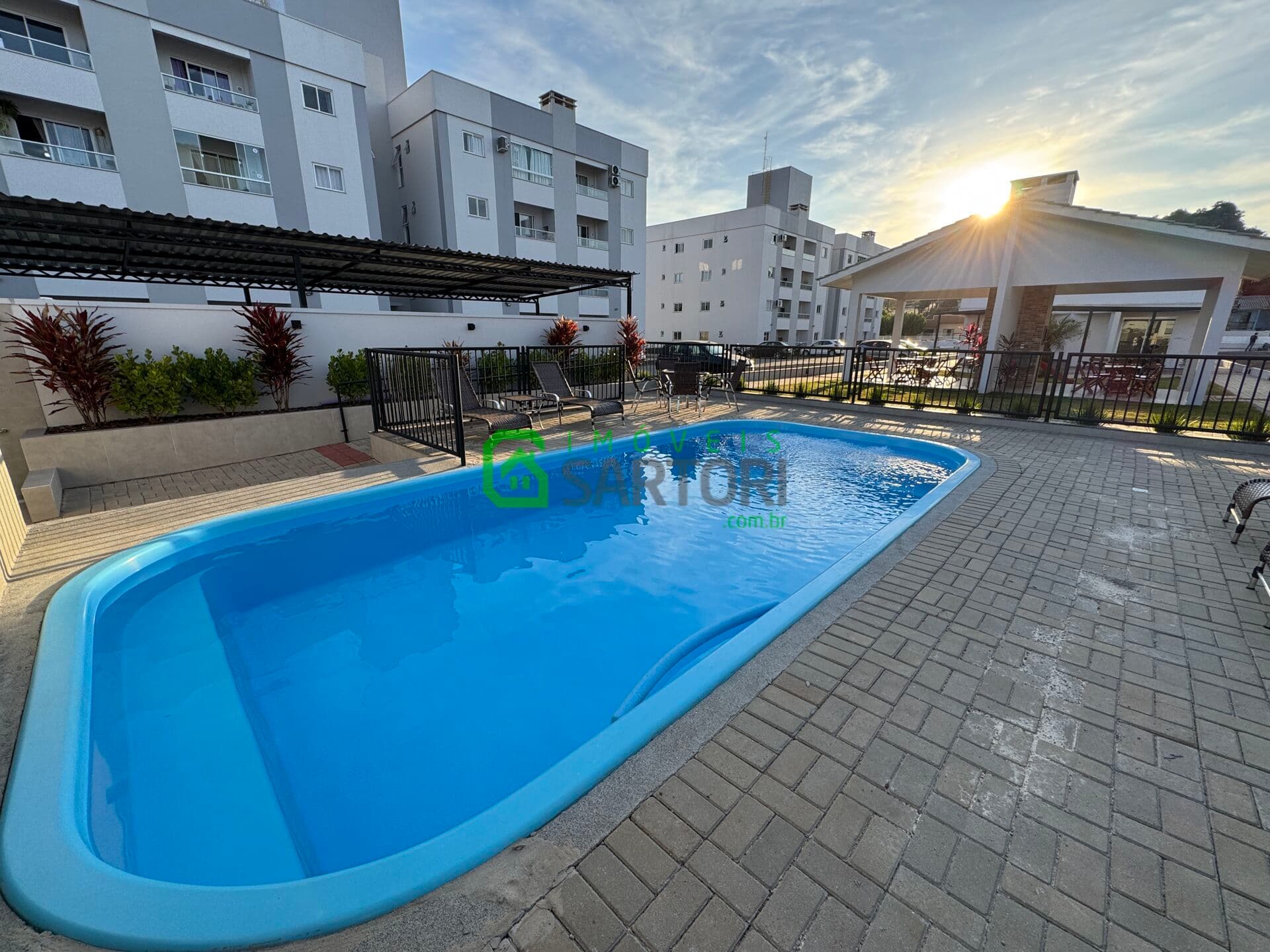 Apartamento novo em condomínio completo