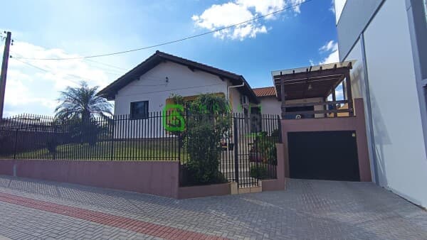 Casa em Xanxerê - Dos Esportes