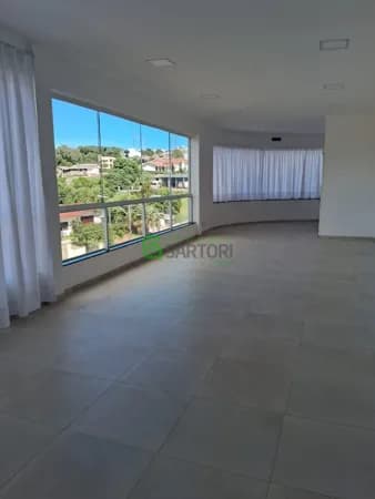 Andar / Laje Corporativa em Faxinal dos Guedes - Centro