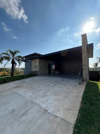 Casa Alto Padrão- Reserva Petrus