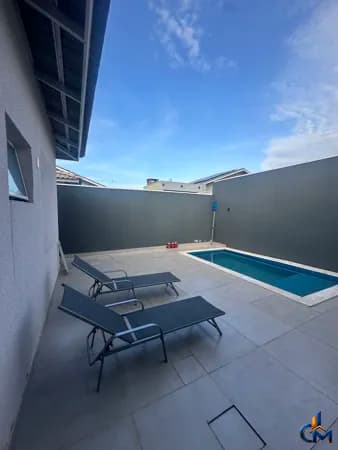 Casa de Condomínio em Várzea Grande - Petrópolis