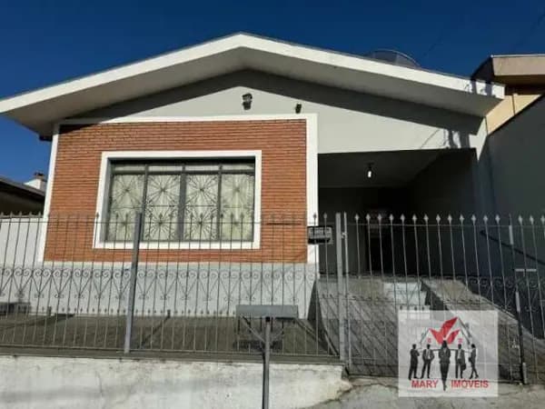 Casa em Poços de Caldas - Jardim São Paulo