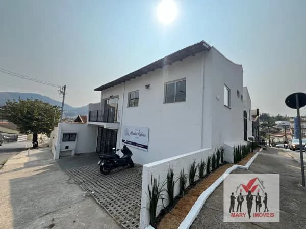 Conjunto de salas comerciais