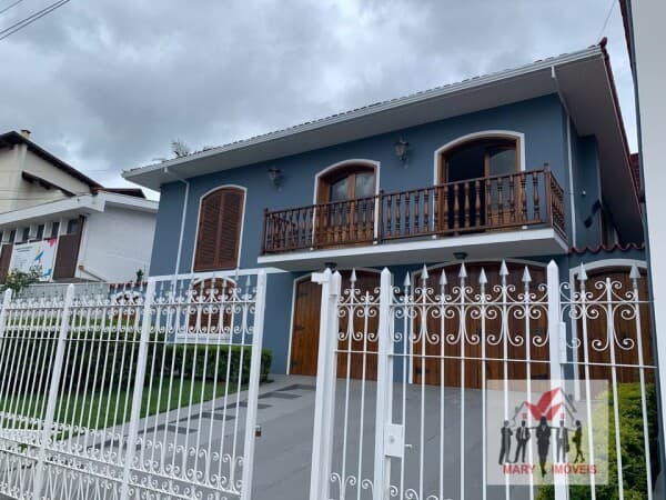 Casa em Poços de Caldas - Jardim dos Estados