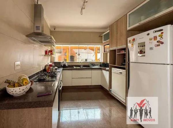 Casa em Poços de Caldas - Jardim dos Estados