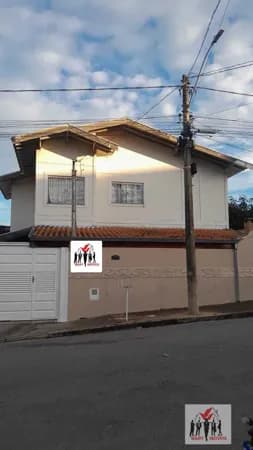 Casa em Poços de Caldas - Jardim São Bento