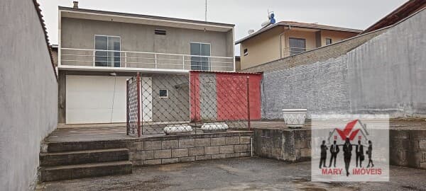 Casa em Poços de Caldas - Jardim Philadélphia
