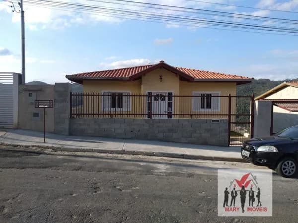 Casa em Poços de Caldas - Estância São José