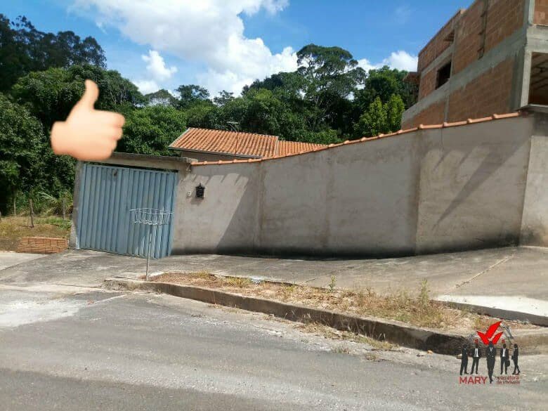 Casa Térrea para Venda em San Carlo Poços de Caldas-MG