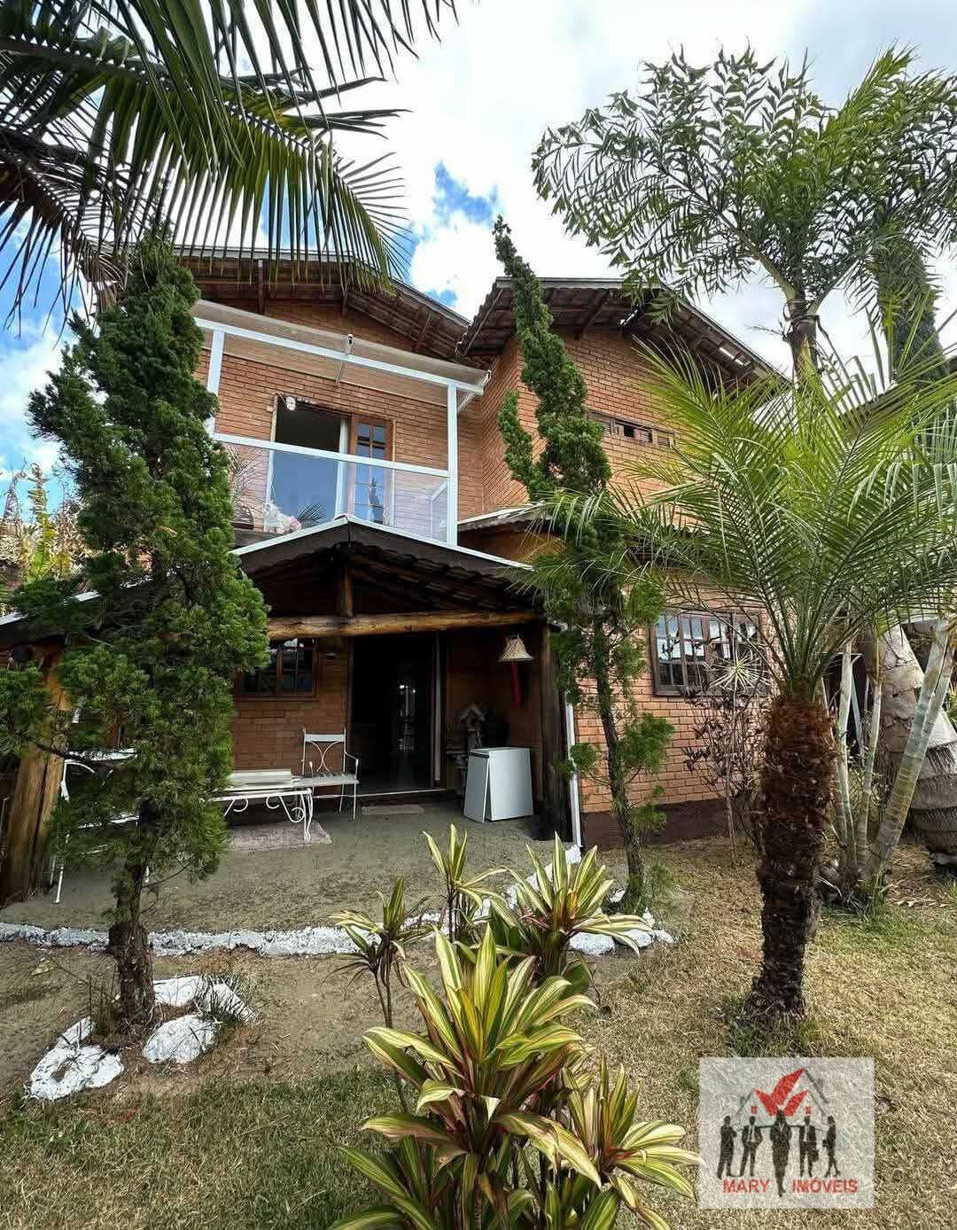 Casa em Poços de Caldas - Jardim Europa