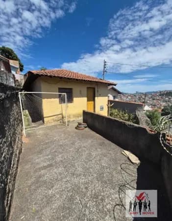 Casa em Poços de Caldas - Santo André