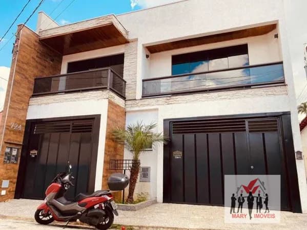 Casa em Poços de Caldas - Centro