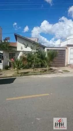 Casa em Poços de Caldas - Campo das Antas