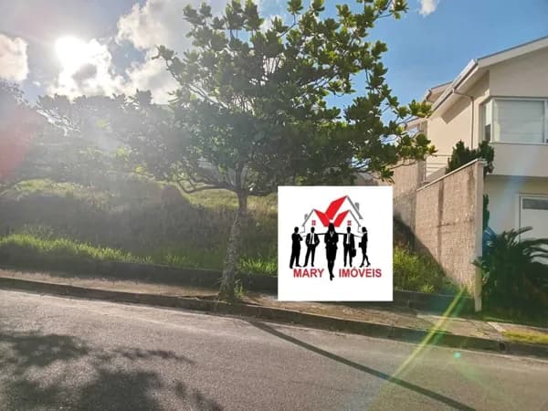 Lote/Terreno em Poços de Caldas - Jardim Europa