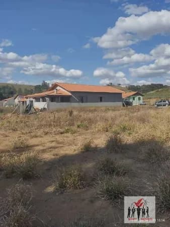 Fazenda/Sítios/Chácaras em Caldas - Centro