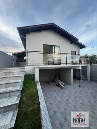 Casa em Poços de Caldas - Jardim das Azaléias
