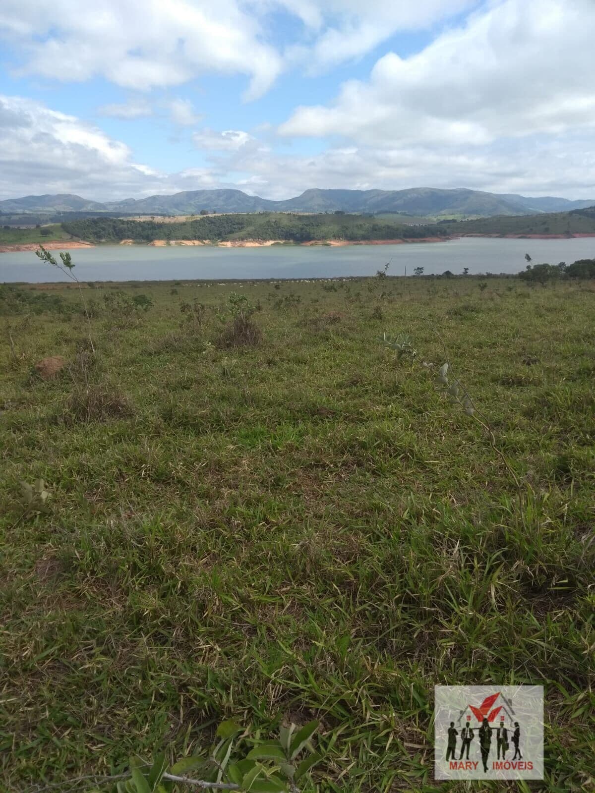 Lote/Terreno em Guapé - Centro