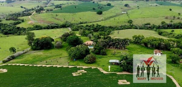 Fazenda/Sítios/Chácaras em Marília - Centro