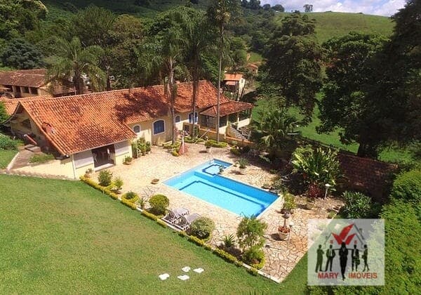 Fazenda/Sítios/Chácaras em Cambuquira - Centro
