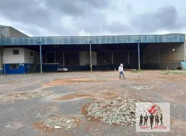 Galpão/Depósito/Armazém em Poços de Caldas - Parque Esperança