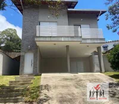 Casa de Condomínio em Poços de Caldas - Condomínio Pitangueiras