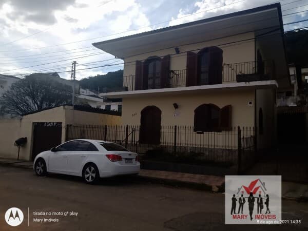 Casa em Poços de Caldas - Jardim do Ginásio