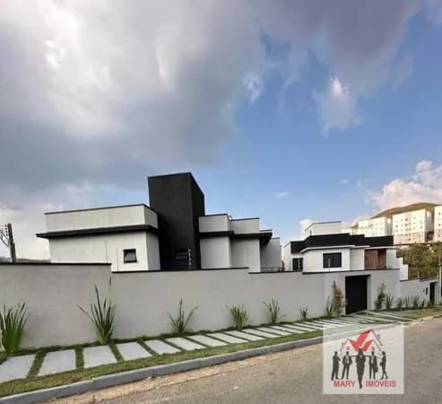 Sobrado em Poços de Caldas - Residencial Morumbi