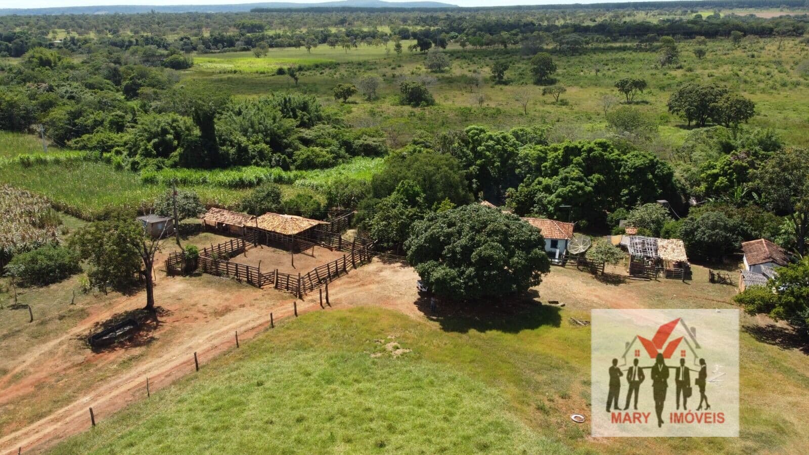 Fazenda/Sítios/Chácaras em Curvelo - Área Rural de Curvelo