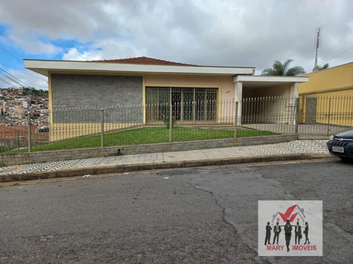 Casa em Poços de Caldas - Jardim dos Estados