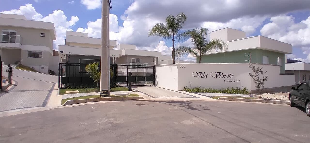 Casa em Condomínio para Venda em JARDIM BELVEDERE Poços de Caldas-MG
