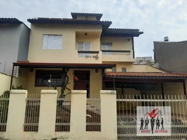 Casa em Poços de Caldas - Jardim Vitória