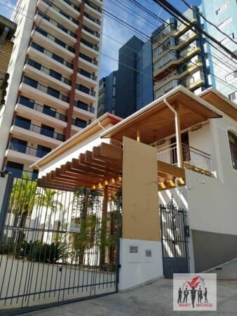 Apartamento Alto Padrão para Venda em Centro Poços de Caldas-MG