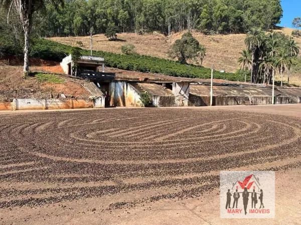 Fazenda/Sítios/Chácaras em Santa Rita do Sapucaí - Centro