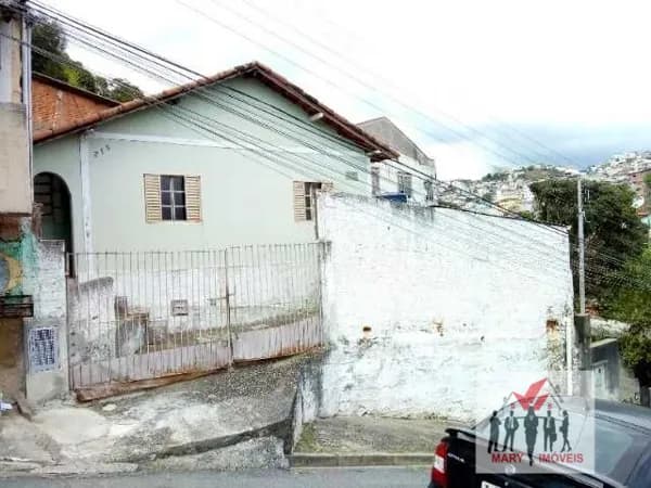 Casa em Poços de Caldas - São João