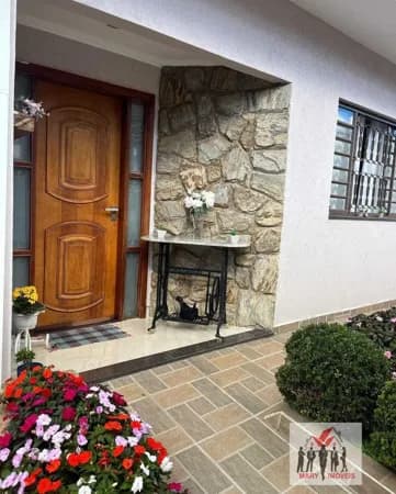 Casa em Poços de Caldas - Jardim das Azaléias
