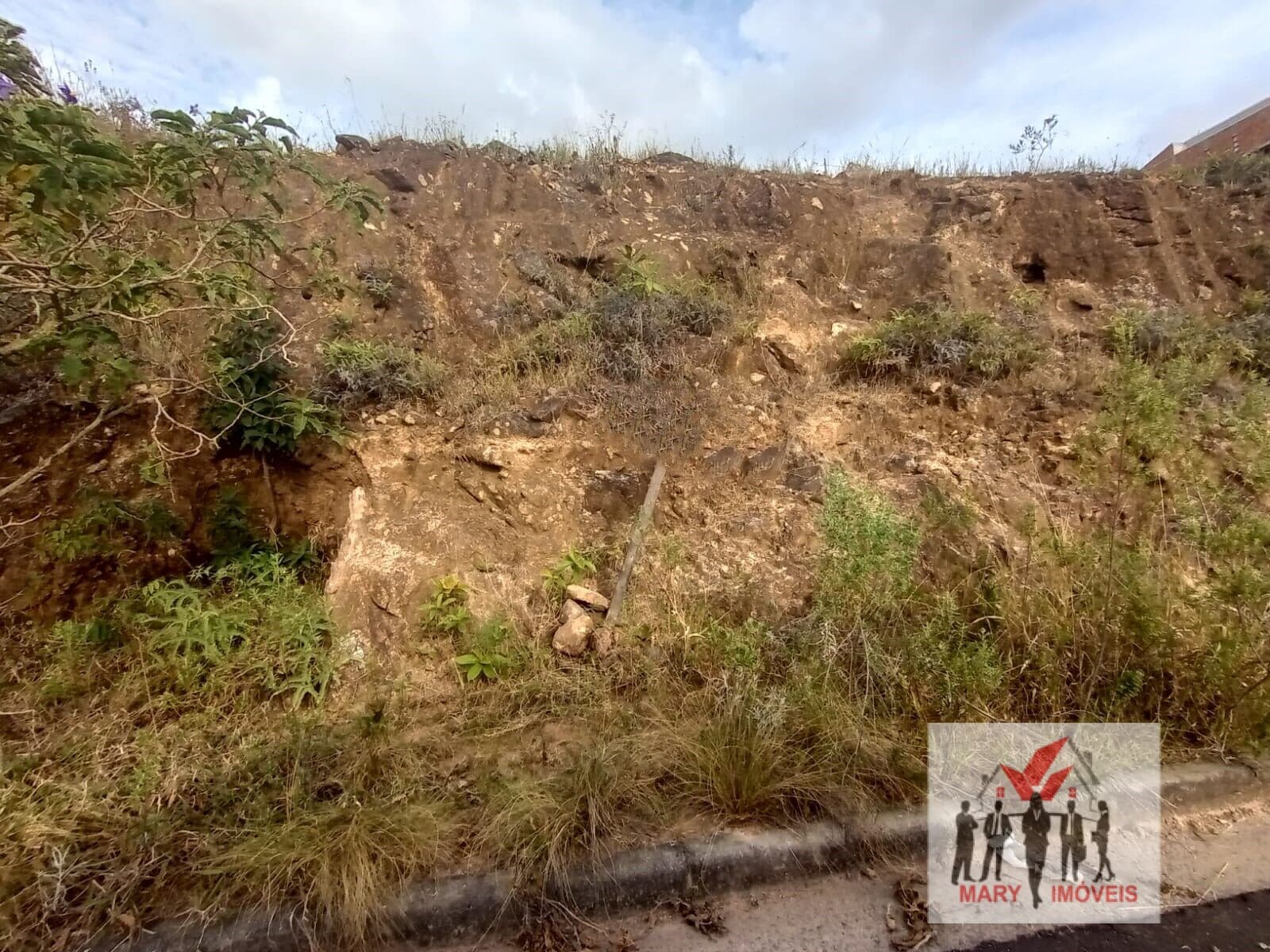 Lote/Terreno em Poços de Caldas - Jardim Bandeirantes
