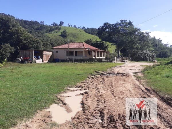 Fazenda/Sítios/Chácaras em Pouso Alegre - Fernandes