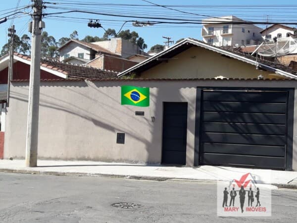 Casa em Poços de Caldas - Parque Pinheiros