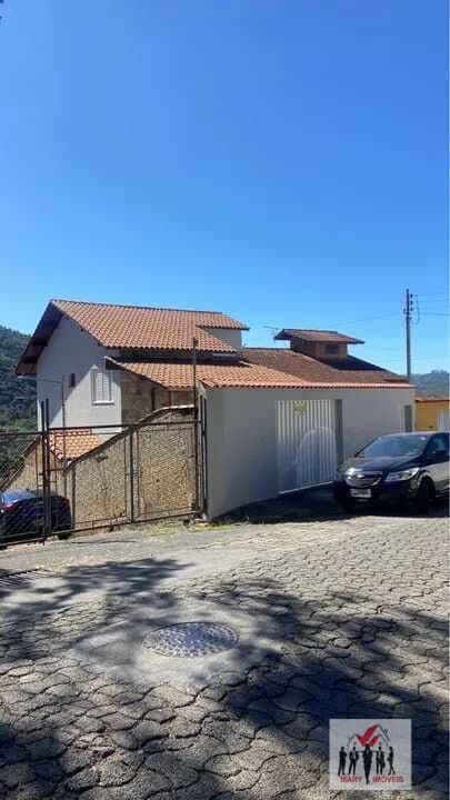 Sobrado em Poços de Caldas - Estância São José