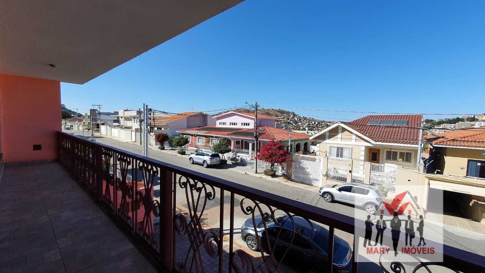 Casa em Poços de Caldas - Parque Primavera