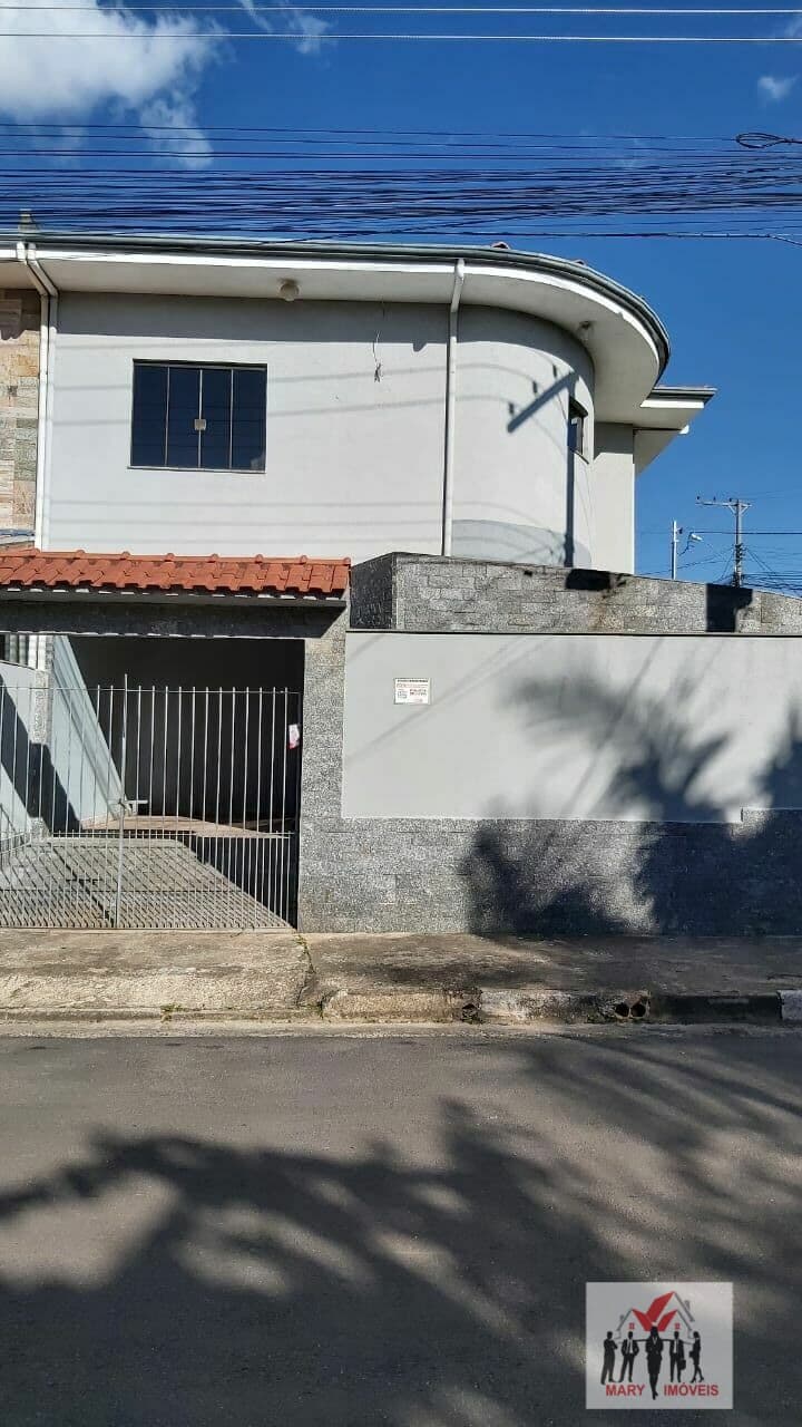 Casa em Poços de Caldas - Jardim das Acácias