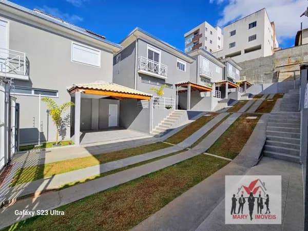 Casa em Poços de Caldas - Residencial Morumbi