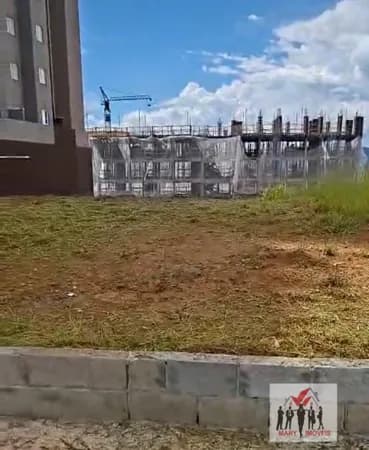 Lote/Terreno em Poços de Caldas - Jardins de Florença
