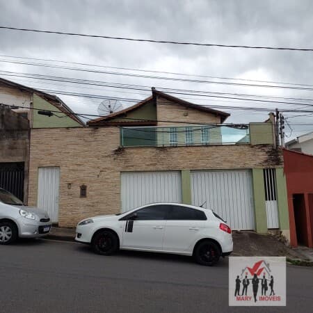 Casa em Poços de Caldas - Jardim Ipê