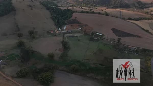 Fazenda/Sítios/Chácaras em Caldas - Laranjeiras de Caldas