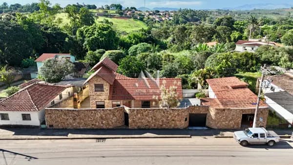Casa em São Brás do Suaçuí - Centro