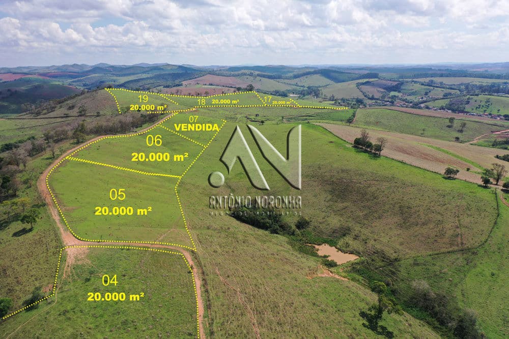 VENDO CHÁCARAS com área de 20.000 m² - ESCRITURADAS - BUARQUE DE MACEDO /CONSELHEIRO LAFAIETE