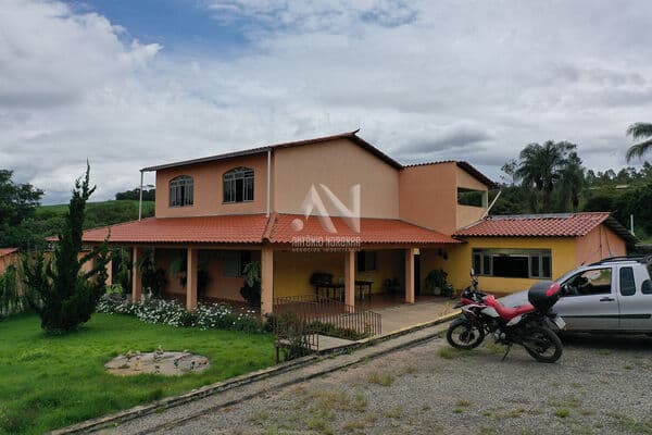 VENDO sítio em QUELUZITO