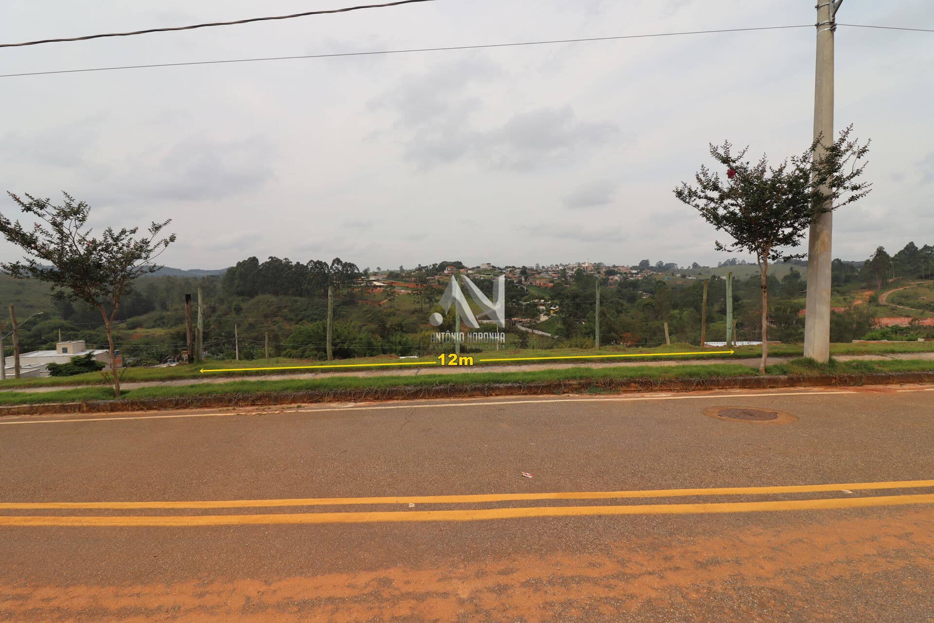 VENDO LOTE no Bairro PARQUE SAGRADA FAMÍLIA